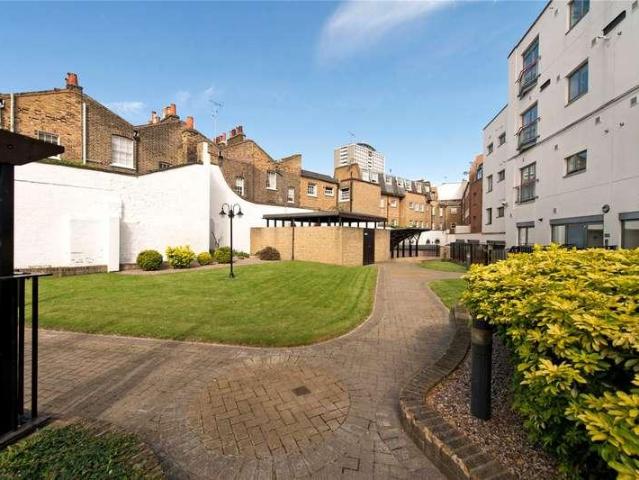 Flat for sale in Clerkenwell, Greater London