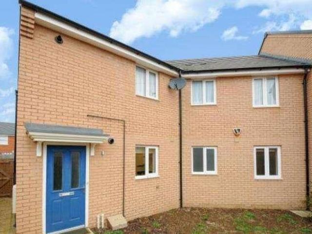 Flat for sale in Berryfield, Buckinghamshire