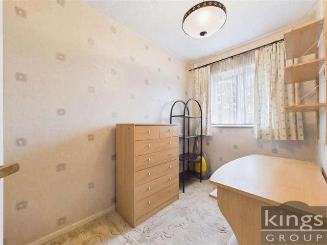 Flat for sale in Churchgate, Broxbourne