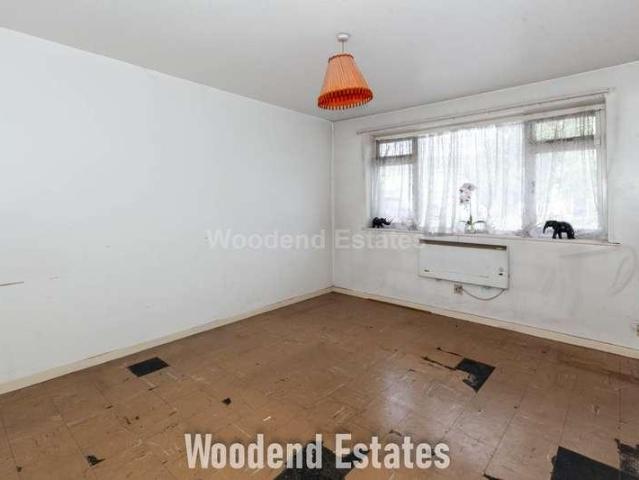 Flat for sale in Greater London