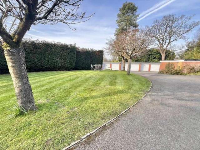 Flat for sale in Wilmslow Park, Wilmslow