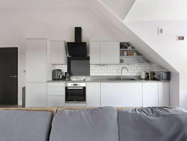 Flat for sale in Pachesham Park, Surrey