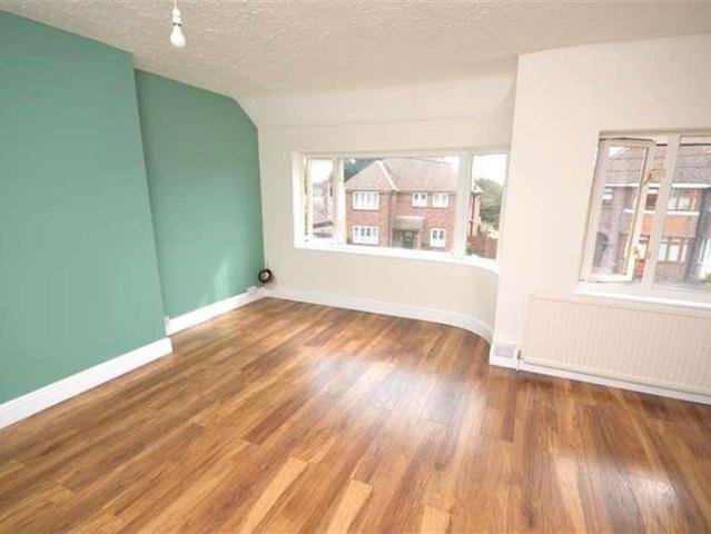 Flat for sale in Bocking, Chipping Hill