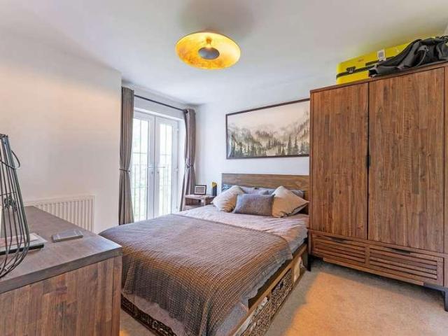 Flat for sale in Rushden