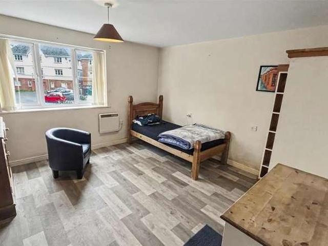 Flat for sale in Warstock, Birmingham