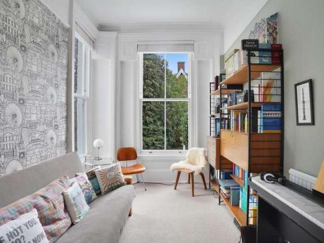 Flat for sale in London Borough of Bromley, Greater London