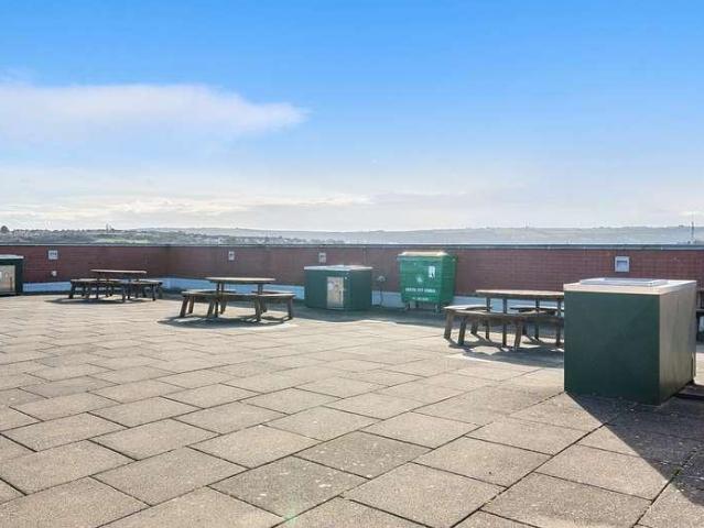 Flat for sale in Feckenham, City Of Bristol
