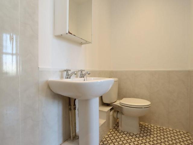 Flat for sale in Whitley Bay, North Tyneside