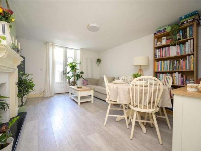 Flat for sale in Redhill, Reigate and Banstead