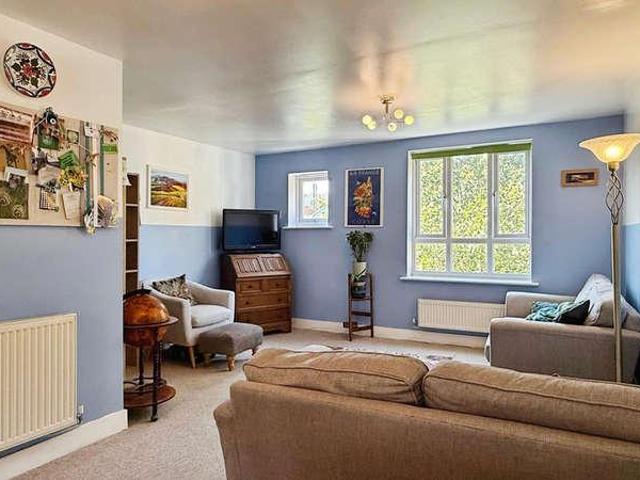Flat for sale in Feckenham, City Of Bristol