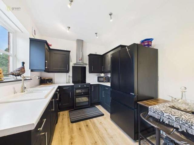 Flat for sale in Four Oaks, West Midlands