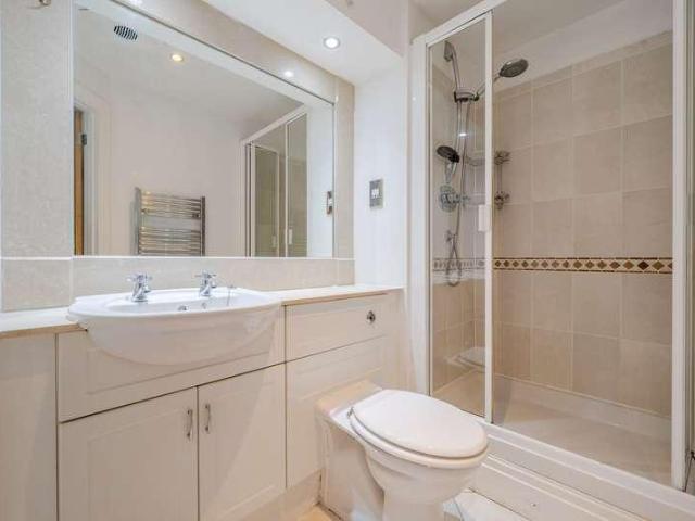 Flat for sale in Royal Borough of Kingston upon Thames, Greater London