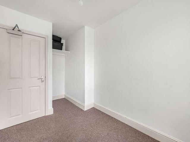 Flat for sale in Chesterton, Fossebridge