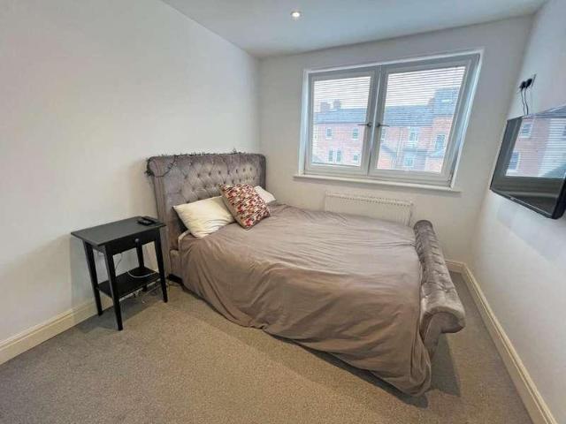 Flat for sale in Highfields, Old Wharf