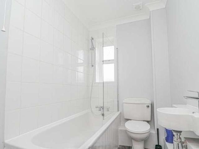 Flat for sale in Fordham Heath, Essex