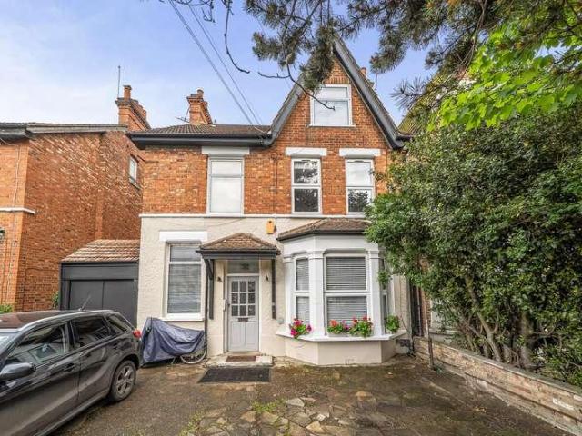 Flat for sale in Leyton, Greater London