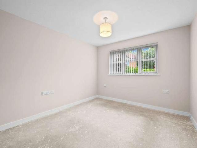 Flat for sale in Row Town, Surrey