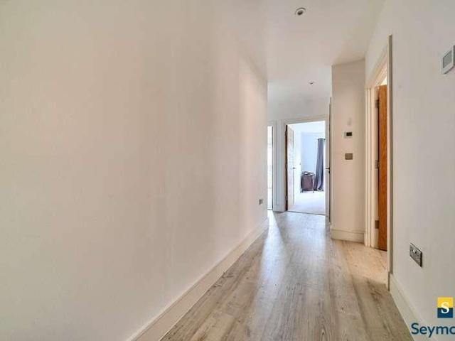 Flat for sale in Charlotteville, Westborough