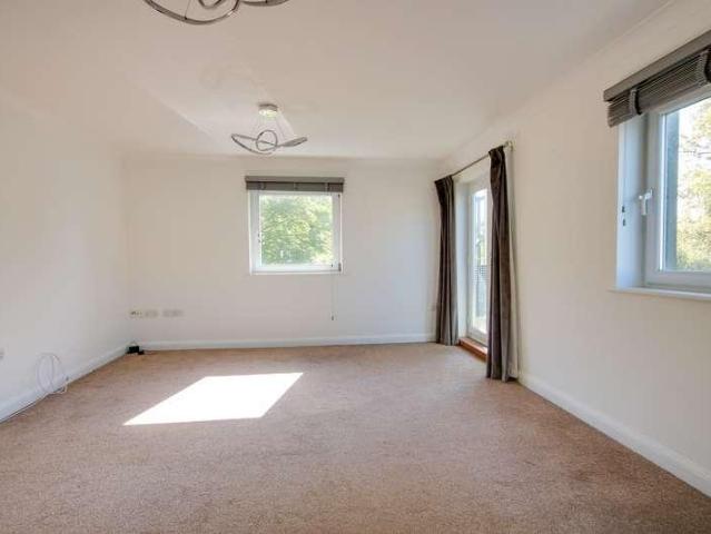 Flat for sale in Bitterne Manor, City Of Southampton