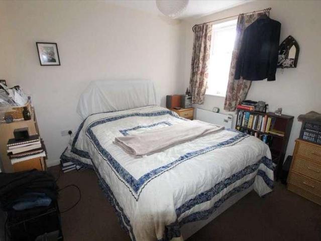 Flat for sale in St. Helens, Broad Oak
