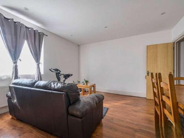 Flat for sale in Buckland, City Of Portsmouth