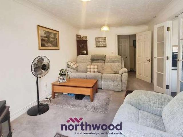 Flat for sale in Watergate, Devon