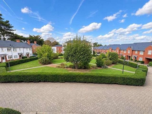 Flat for sale in Moulsham, Chelmsford