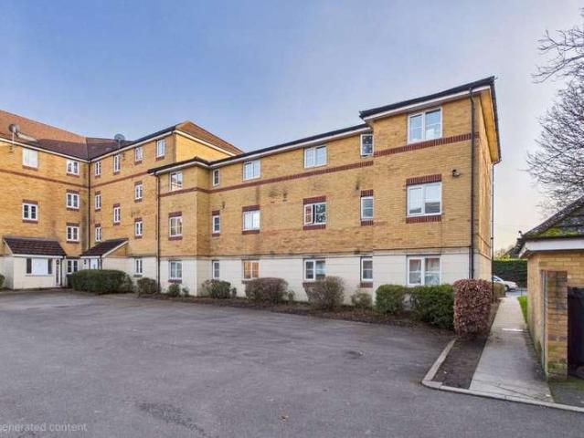 Flat for sale in Enborne, West Berkshire