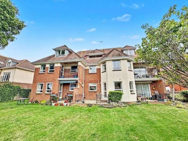 Flat for sale in Wick, Bournemouth