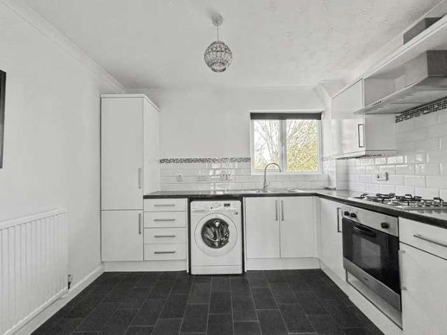 Flat for sale in Longfleet, Poole