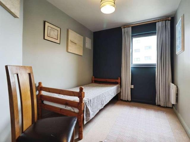 Flat for sale in Crockherbtown, Falcon Lodge