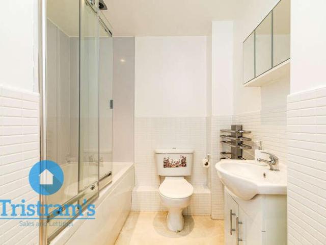 Flat for sale in Haddon, East Midlands