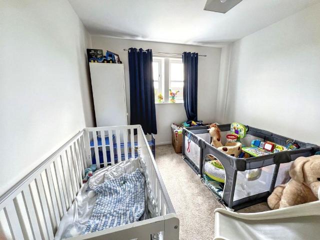 Flat for sale in Killingworth, Camperdown