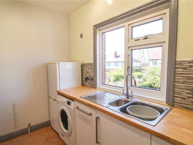 Flat for sale in West Park, West Yorkshire