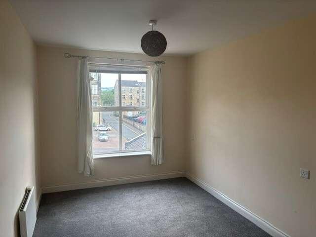 Flat for sale in Priestthorpe, Crossflatts