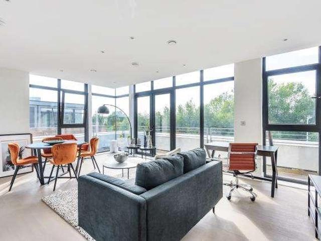 Flat for sale in West Berkshire