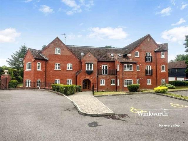 Flat for sale in Tricketts Cross, Ferndown