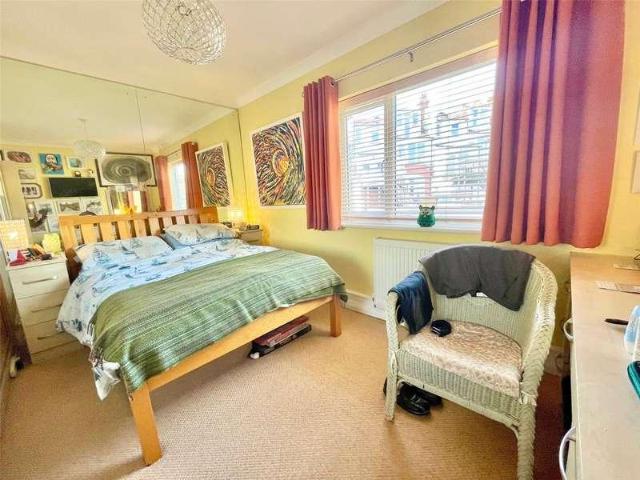 Flat for sale in Westcliff-on-sea, Milton