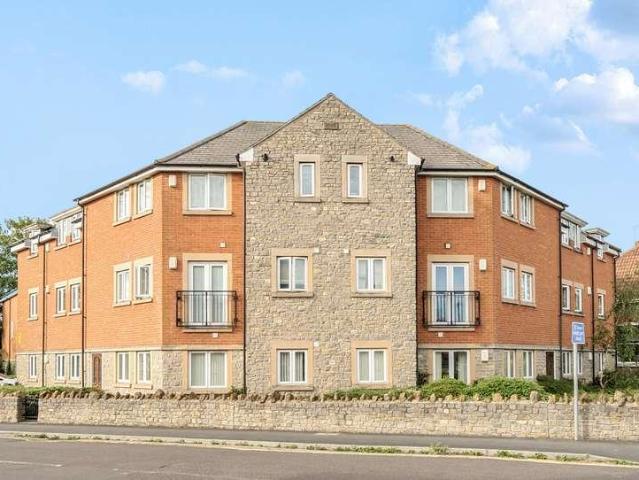 Flat for sale in Keynsham, Bath And North East Somerset