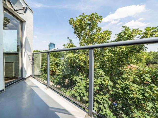 Flat for sale in London Borough of Lewisham, Deptford