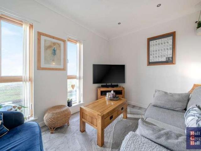 Flat for sale in Portland, Weston