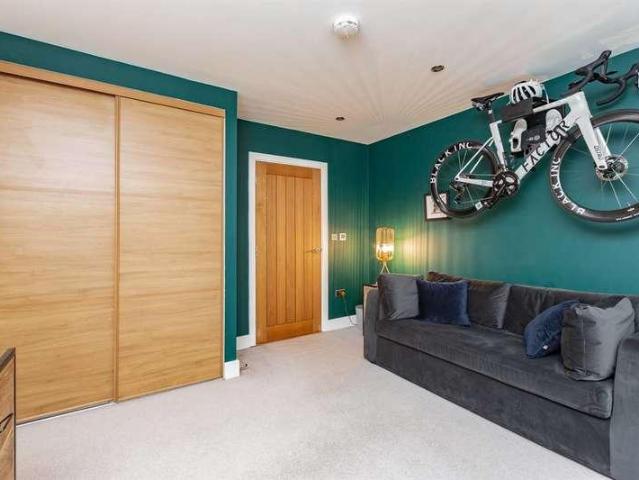 Flat for sale in St. Mildred's, The Bridge