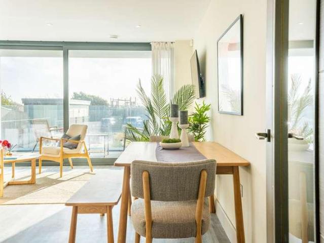 Flat for sale in Boscombe, Bournemouth