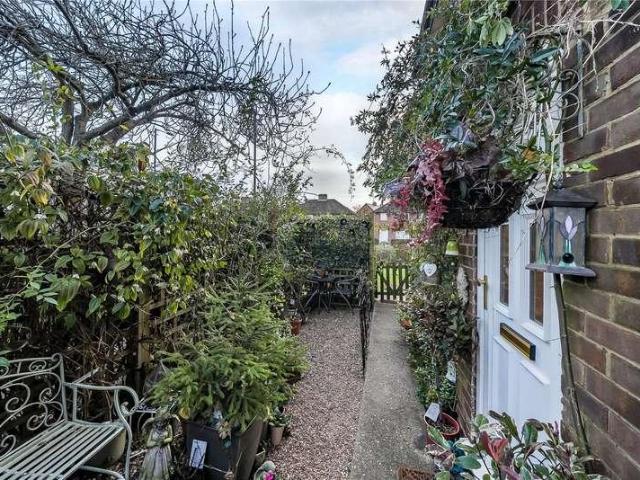 Flat for sale in Greater London