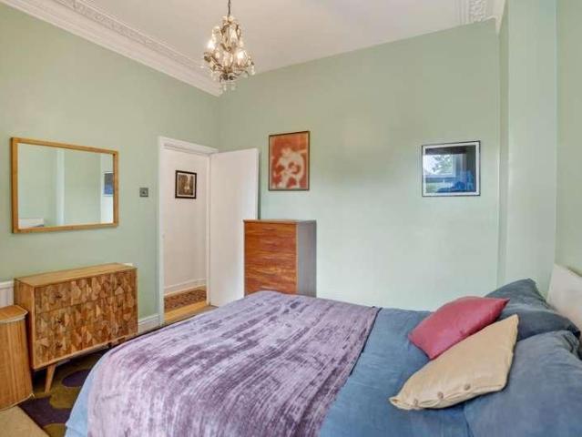 Flat for sale in London Borough of Lewisham, Brockley