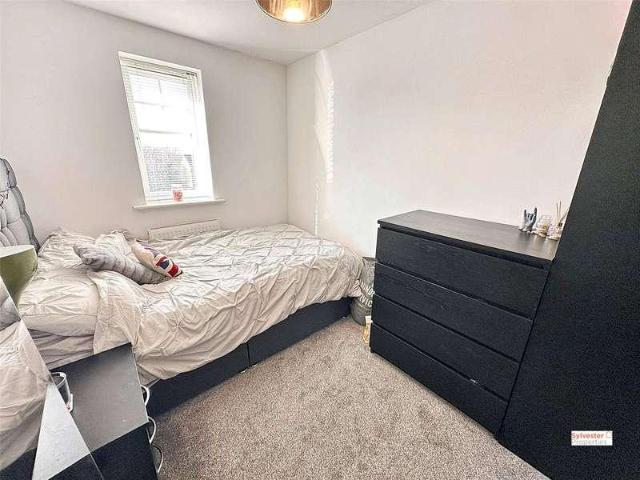 Flat for sale in Gateshead, Mount Pleasant