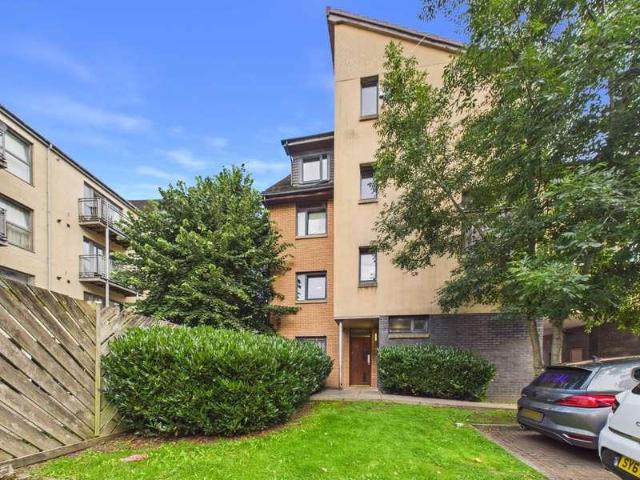 Flat for sale in Eastfield, Cambuslang