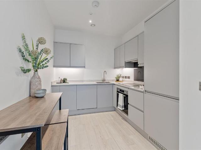 Flat for sale in Weston-super-mare, North Somerset