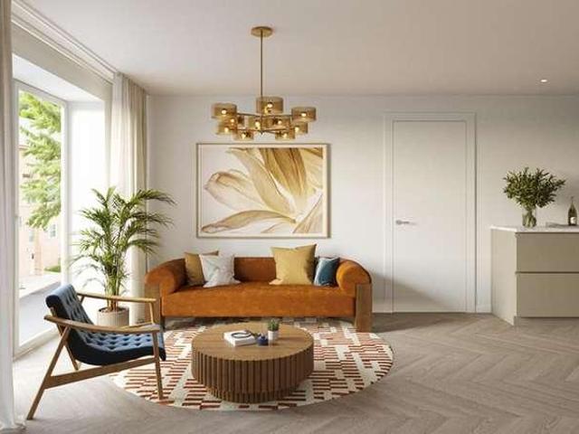 Flat for sale in Hexthorpe, South Yorkshire