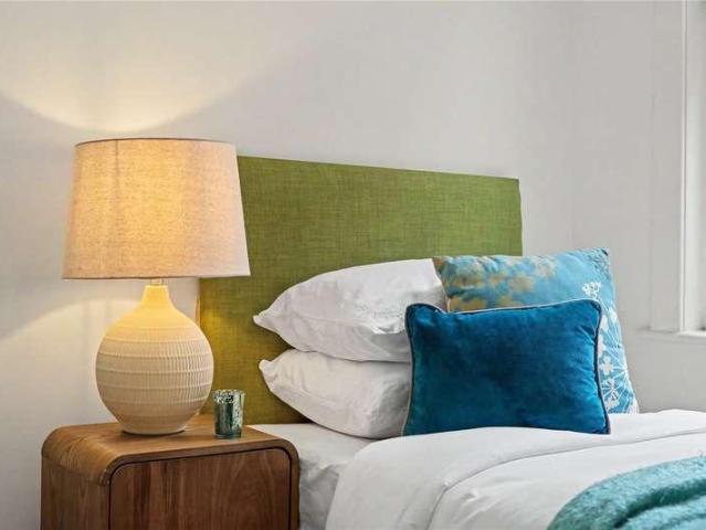Flat for sale in Balham, Greater London